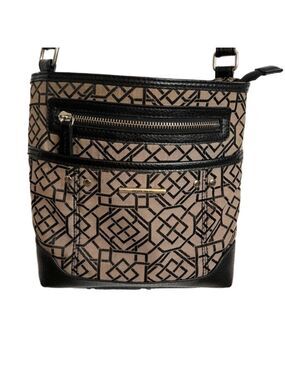 Jaclyn Smith cross body zipper geometric pattern bag